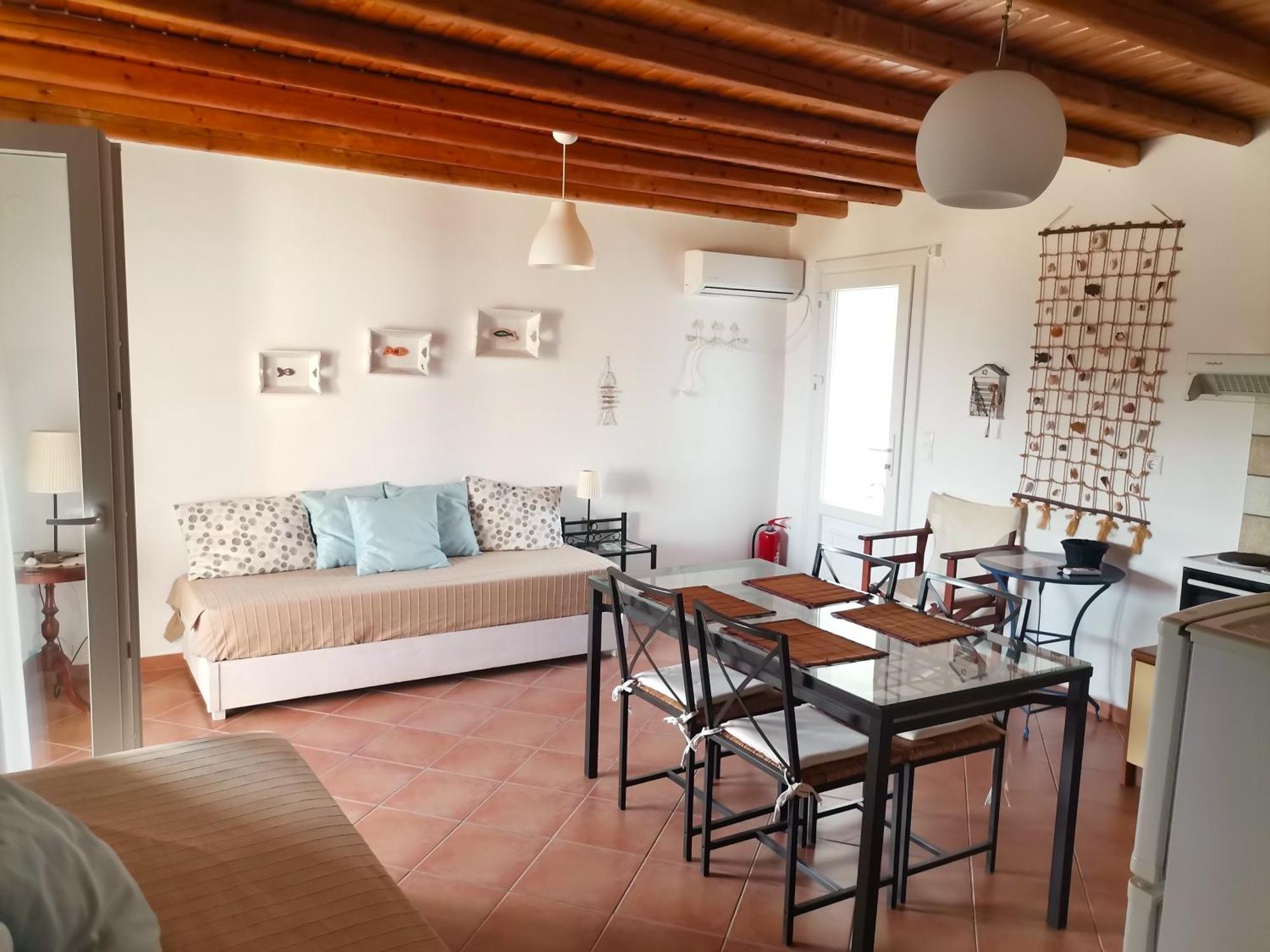 Maroussa'S Apartments Rámos 外观 照片