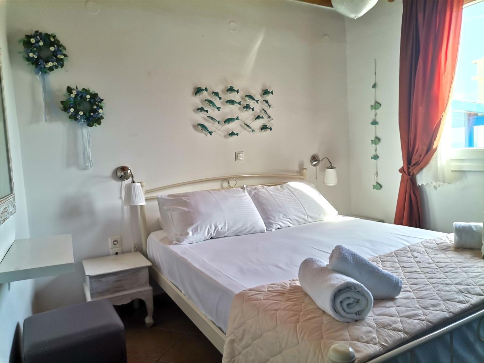 Maroussa'S Apartments Rámos 外观 照片