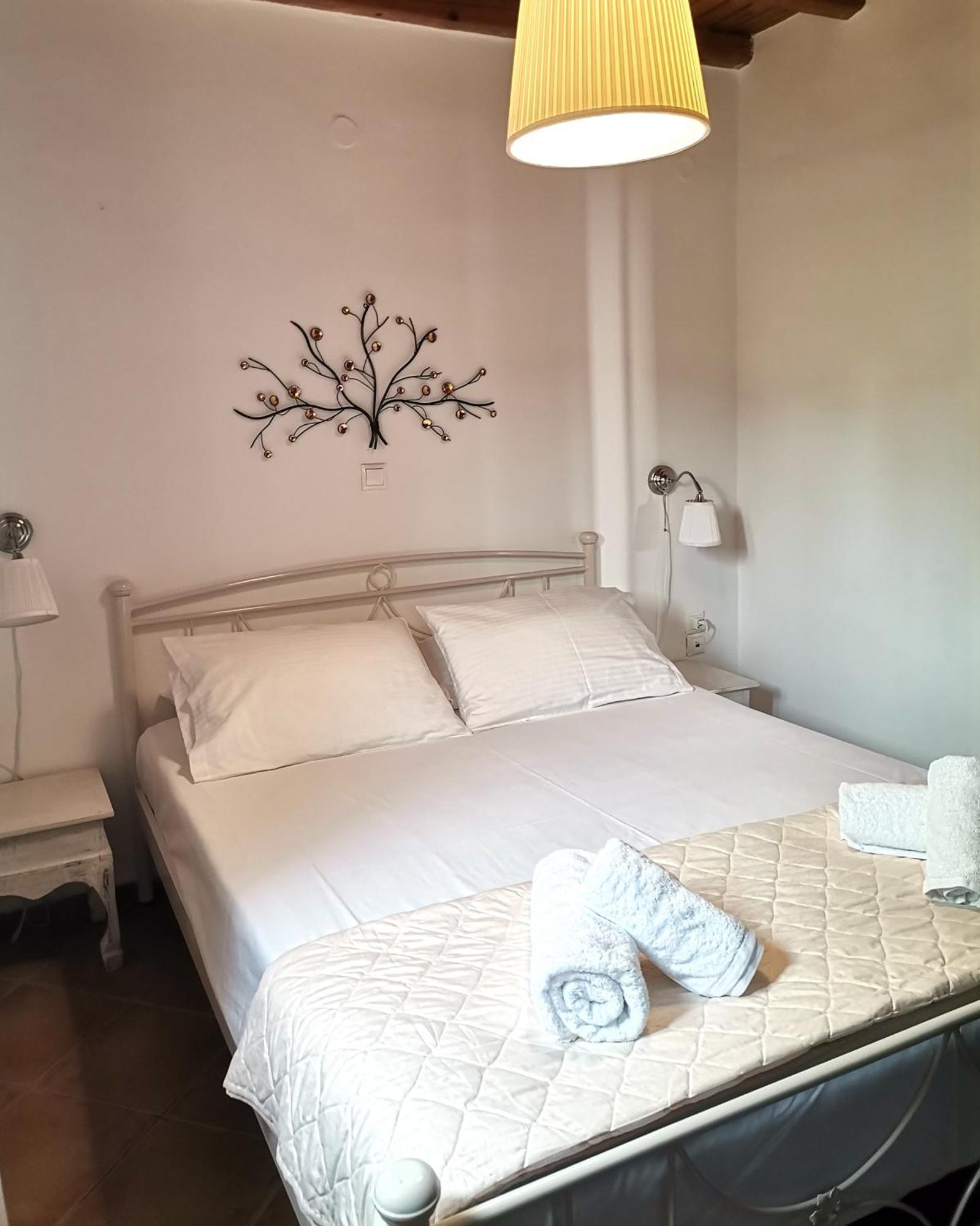 Maroussa'S Apartments Rámos 外观 照片